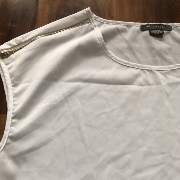 White Sheer Top - Picture 2 of 2